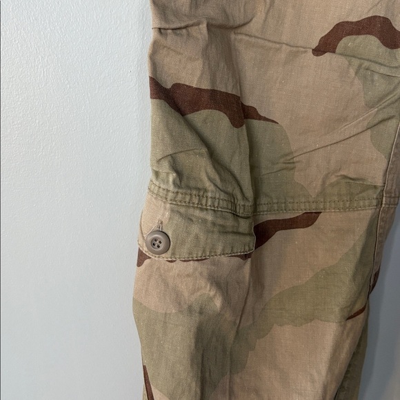 Camo cargo pants NWT (unisex) - Picture 5 of 10